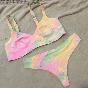 Brand new parade seem less bra & thong set